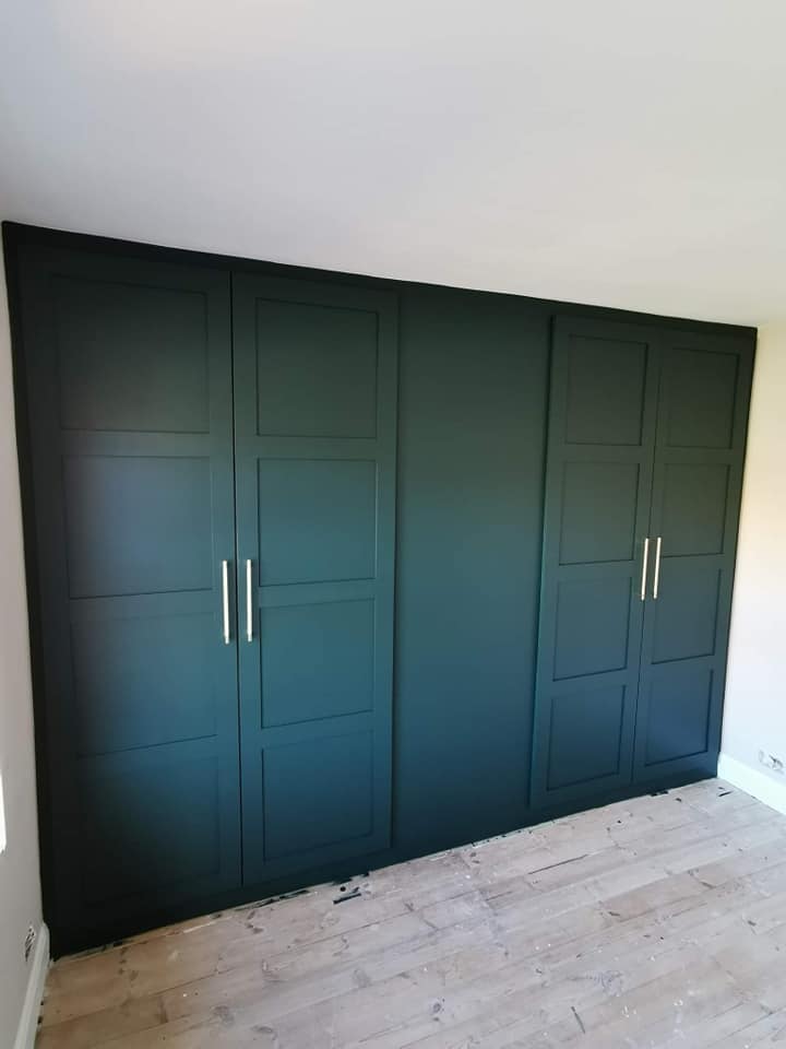 DJJ Carpentry - Built-in Wardrobes Green